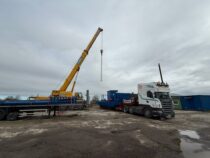 Pinnasepumba pealelaadimine äraveoks